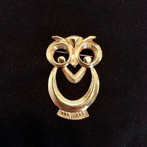 Vintage Avon “Wise Eyes” Owl Pin/Brooch